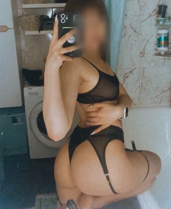 Jessica, 25