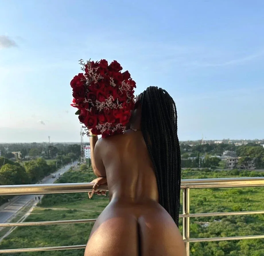 Kathleen, 25