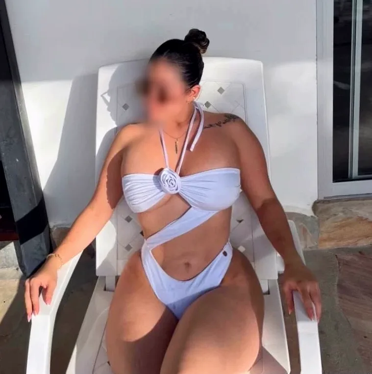 Leyla, 28