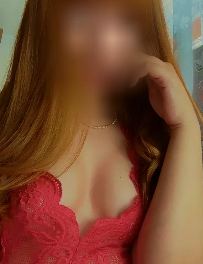 Marina, 31
