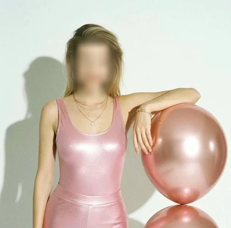 Nele, 33