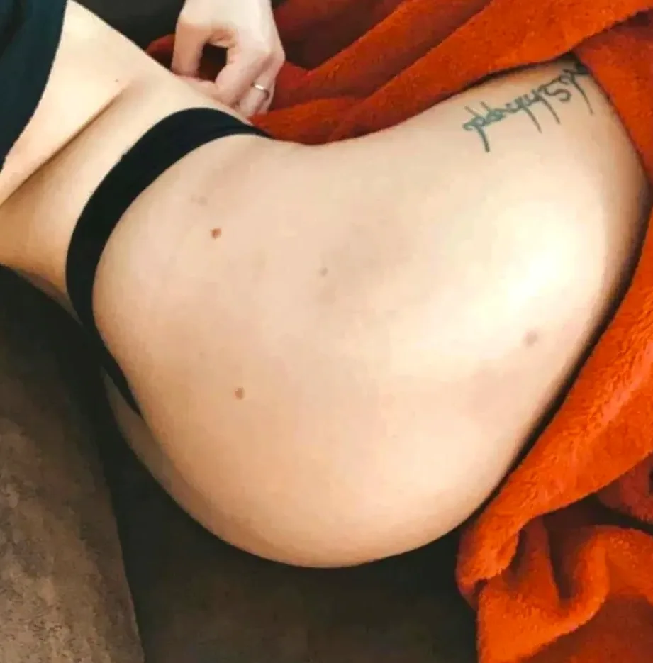 Sina, 30